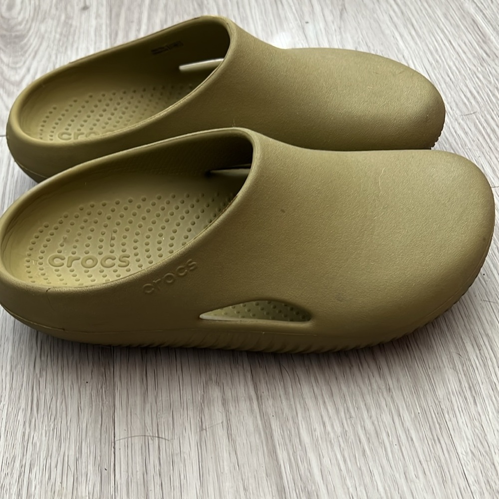 Crocs - Picture 3 of 3